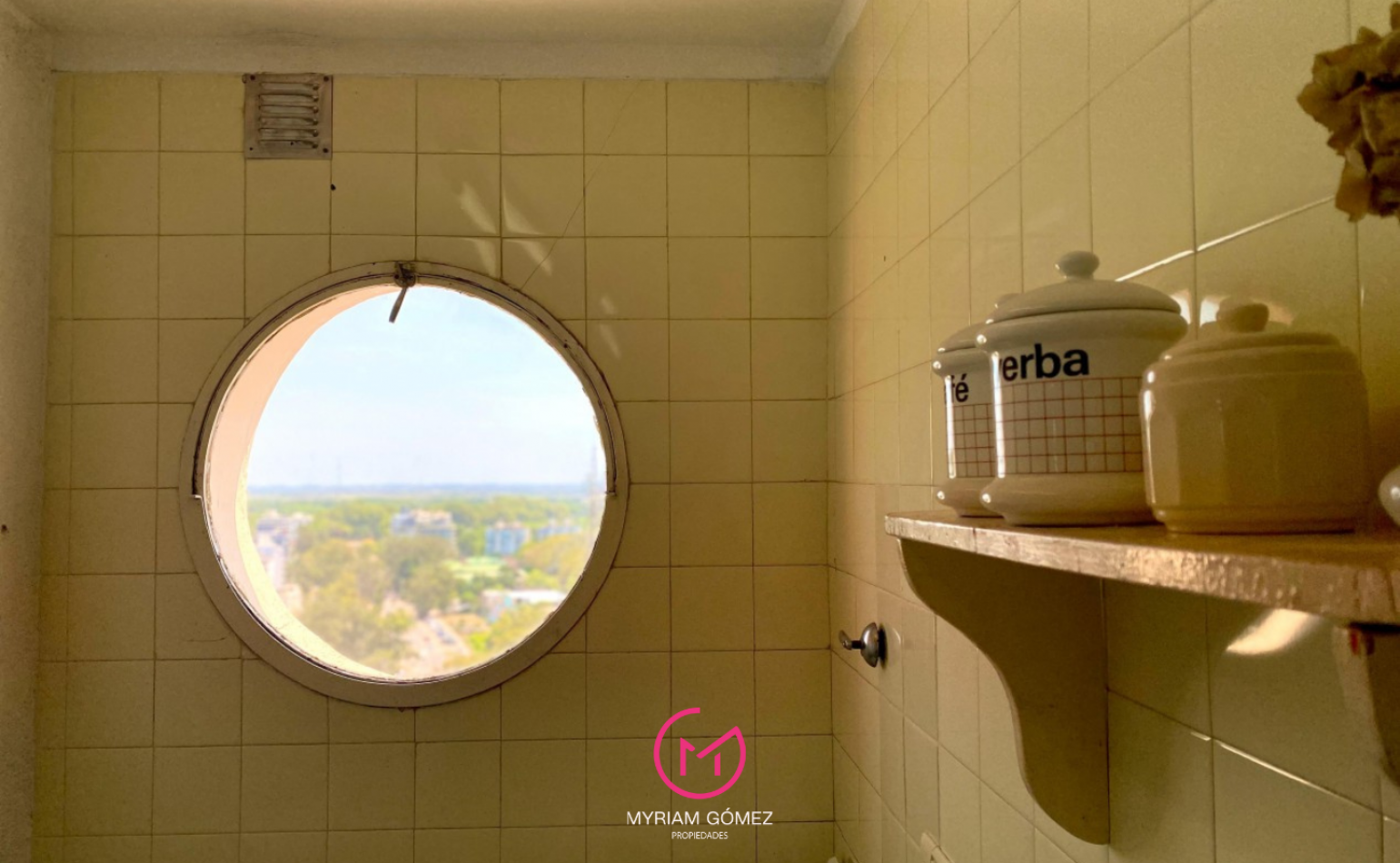 Departamento 2 Ambientes en pleno centro de Pinamar - Edificio Del Sol