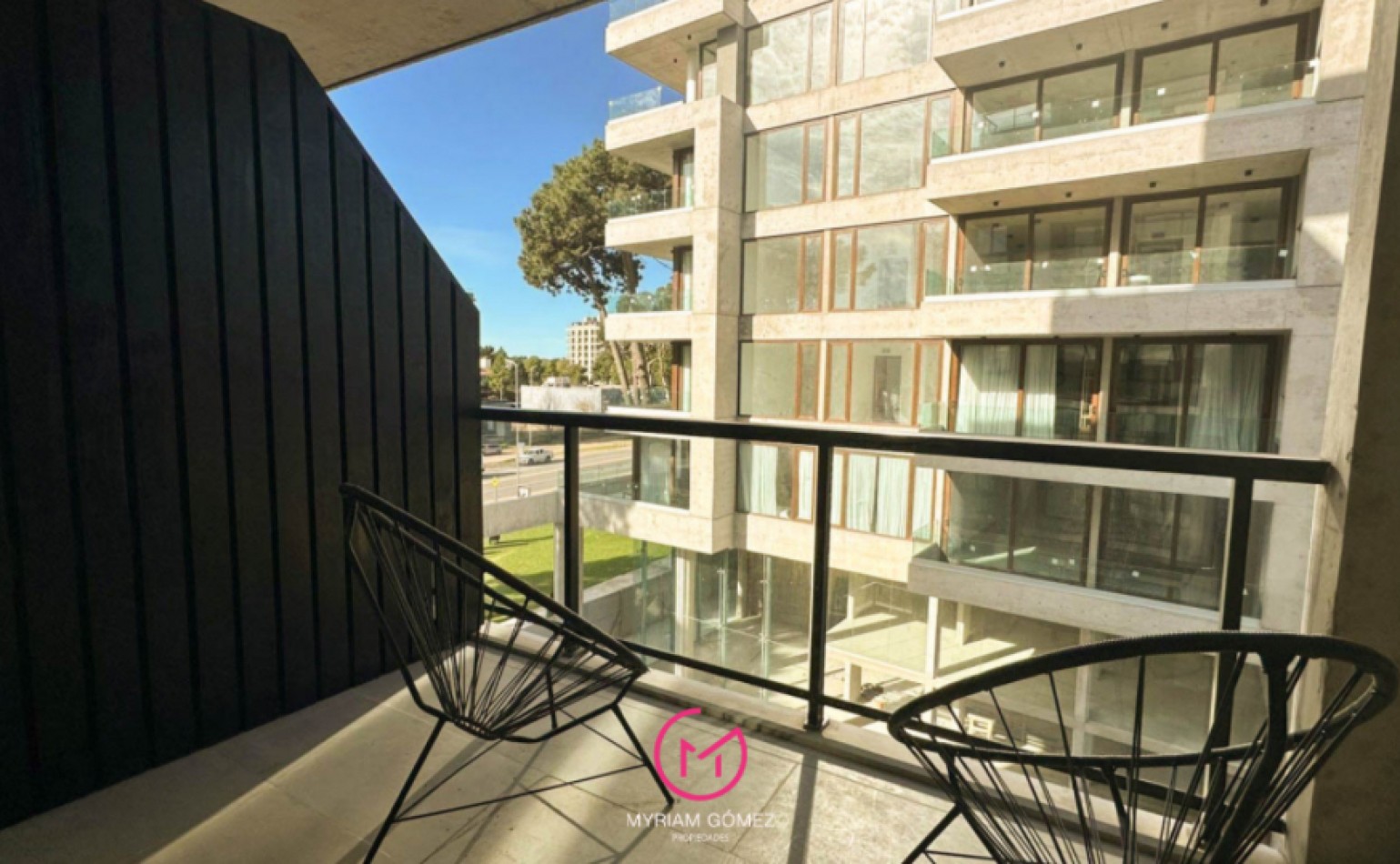 DEPARTAMENTO 2 AMBIENTES - ALQUILER DE ANUAL - PINAMAR HOLLYWOOD