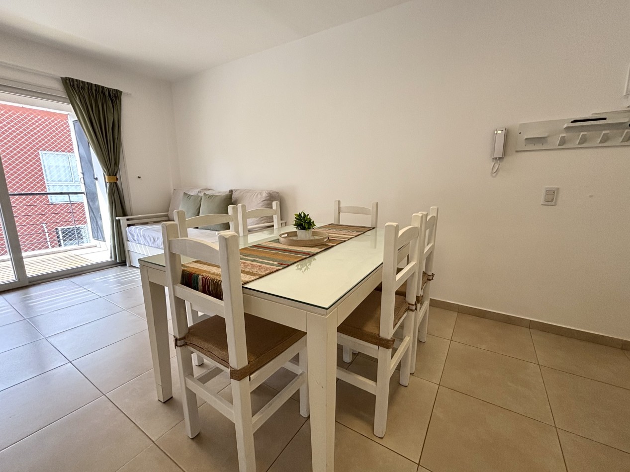 ALQUILER TEMPORARIO - DEPARTAMENTO 3 AMBIENTES - PINAMAR CENTRO