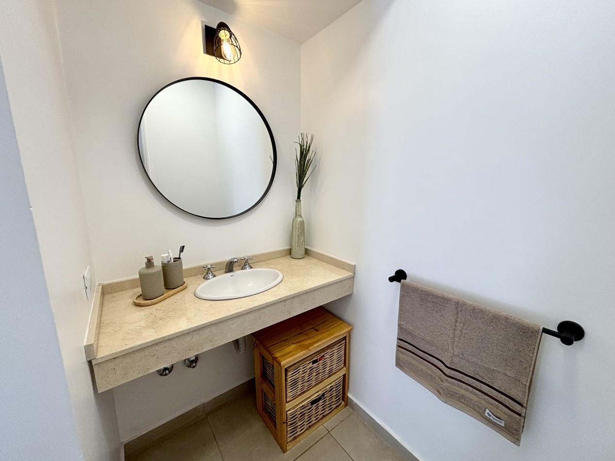 ALQUILER TEMPORARIO - DEPARTAMENTO 3 AMBIENTES - PINAMAR CENTRO