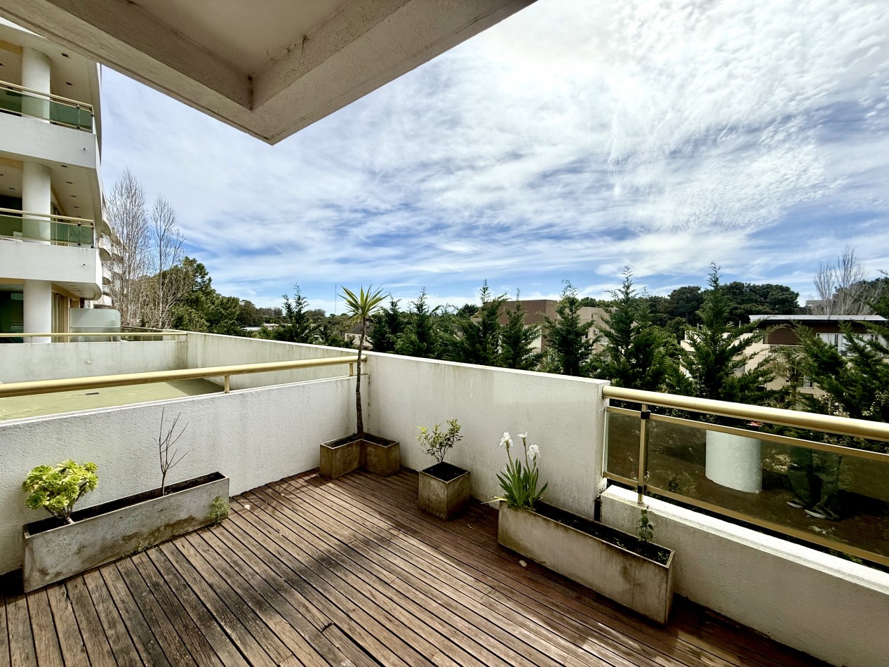 DEPARTAMENTO 2 AMBIENTES - EDIFICIO ALBAR 