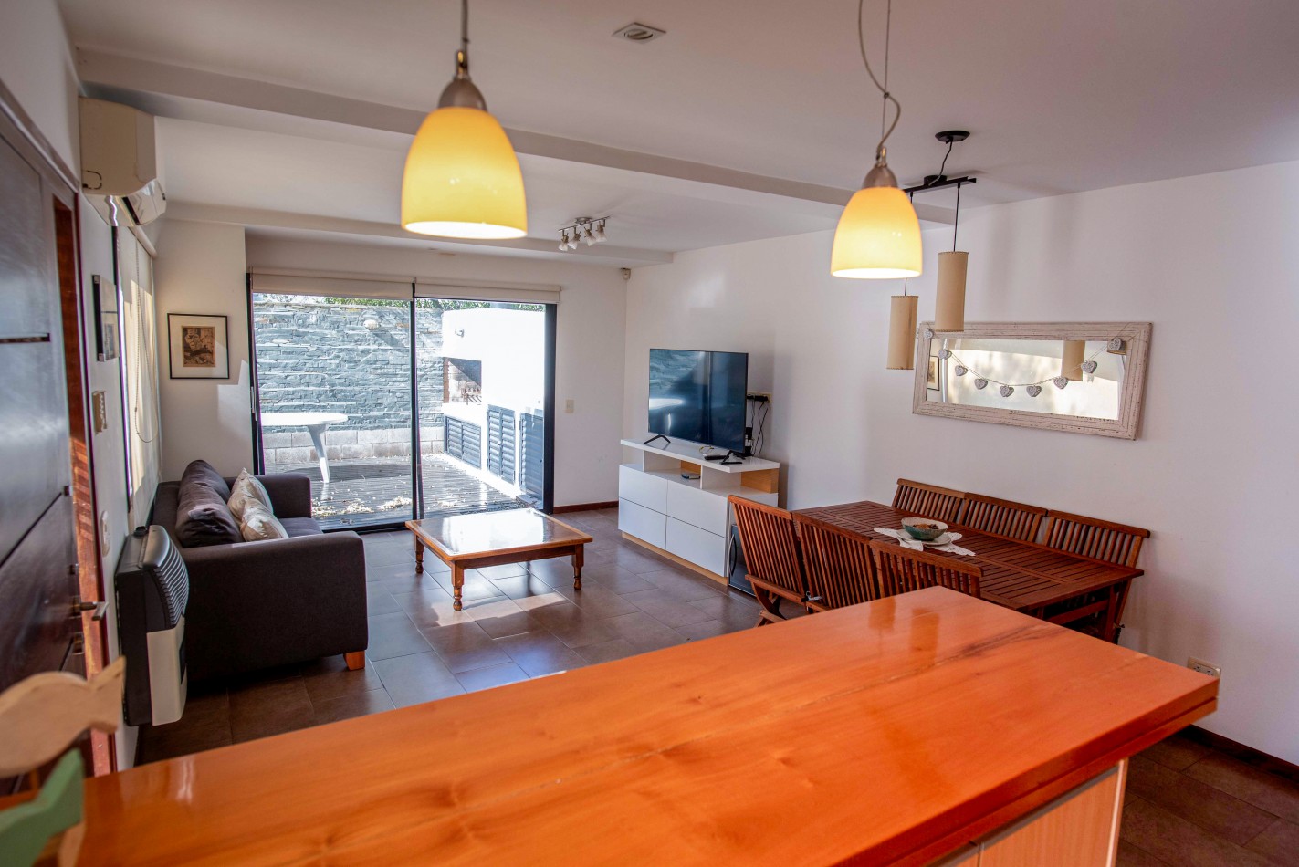 DEPARTAMENTO A 200 METROS DE LA PLAYA -MAR DE OSTENDE- PINAMAR - 3 AMB EN ALQUILER TEMPORAL