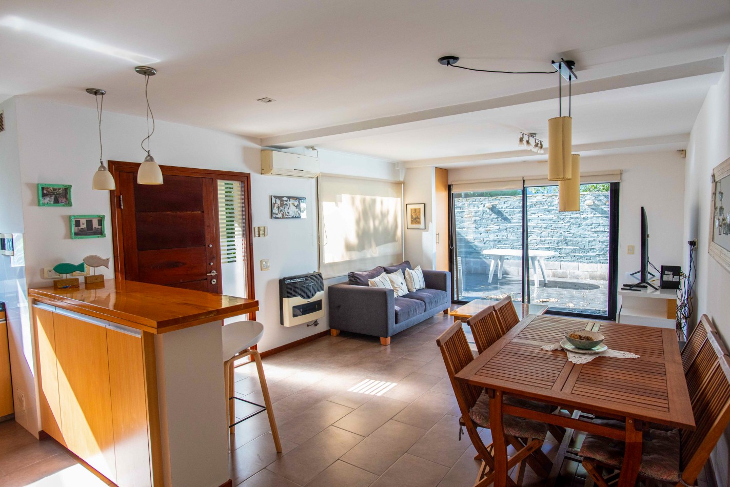 DEPARTAMENTO A 200 METROS DE LA PLAYA -MAR DE OSTENDE- PINAMAR - 3 AMB EN ALQUILER TEMPORAL