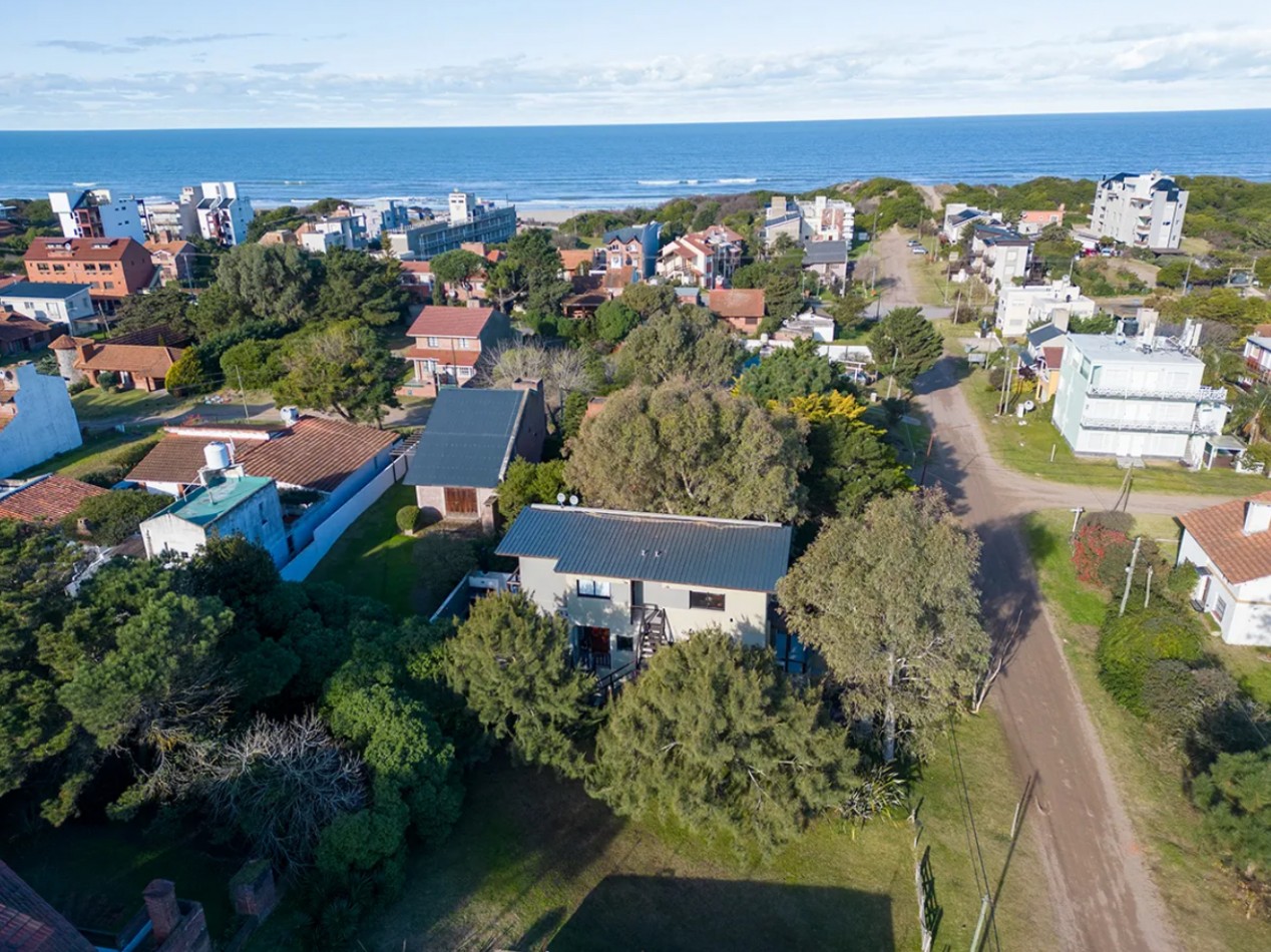 DEPARTAMENTO A 200 METROS DE LA PLAYA -MAR DE OSTENDE- PINAMAR - 3 AMB EN ALQUILER TEMPORAL
