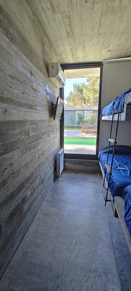 CASA EN COSTA ESMERALDA - RESIDENCIAL I 