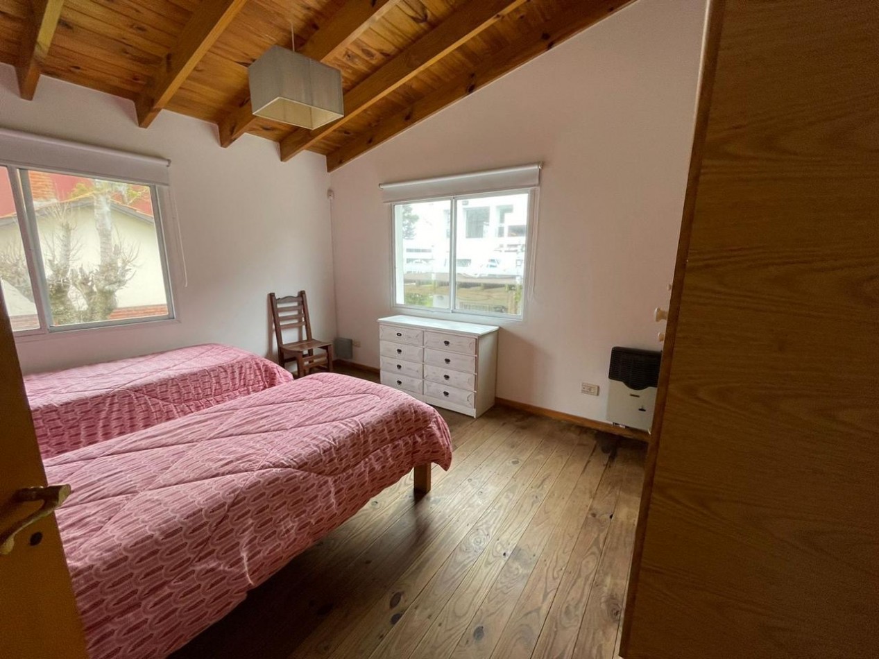 CASITA EN MAR DE OSTENDE - ALQUILER ANUAL