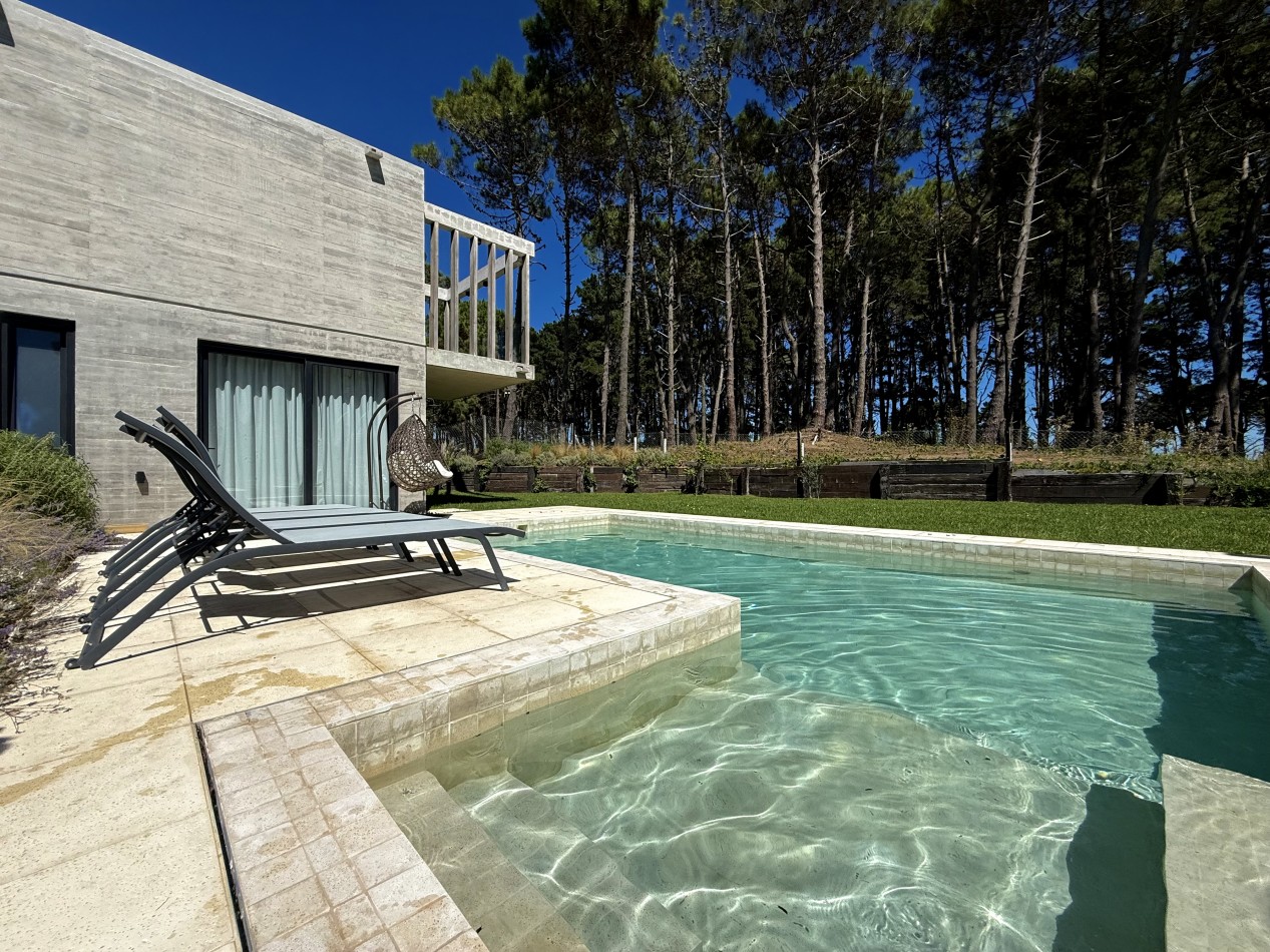 EXCLUSIVA CASA 4 AMBIENTES - BARRIO PIONEROS - PINAMAR 