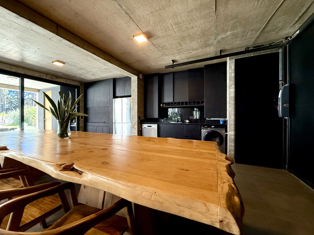 EXCLUSIVA CASA 4 AMBIENTES - BARRIO PIONEROS - PINAMAR 