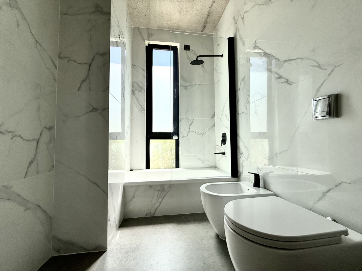 EXCLUSIVA CASA 4 AMBIENTES - BARRIO PIONEROS - PINAMAR 