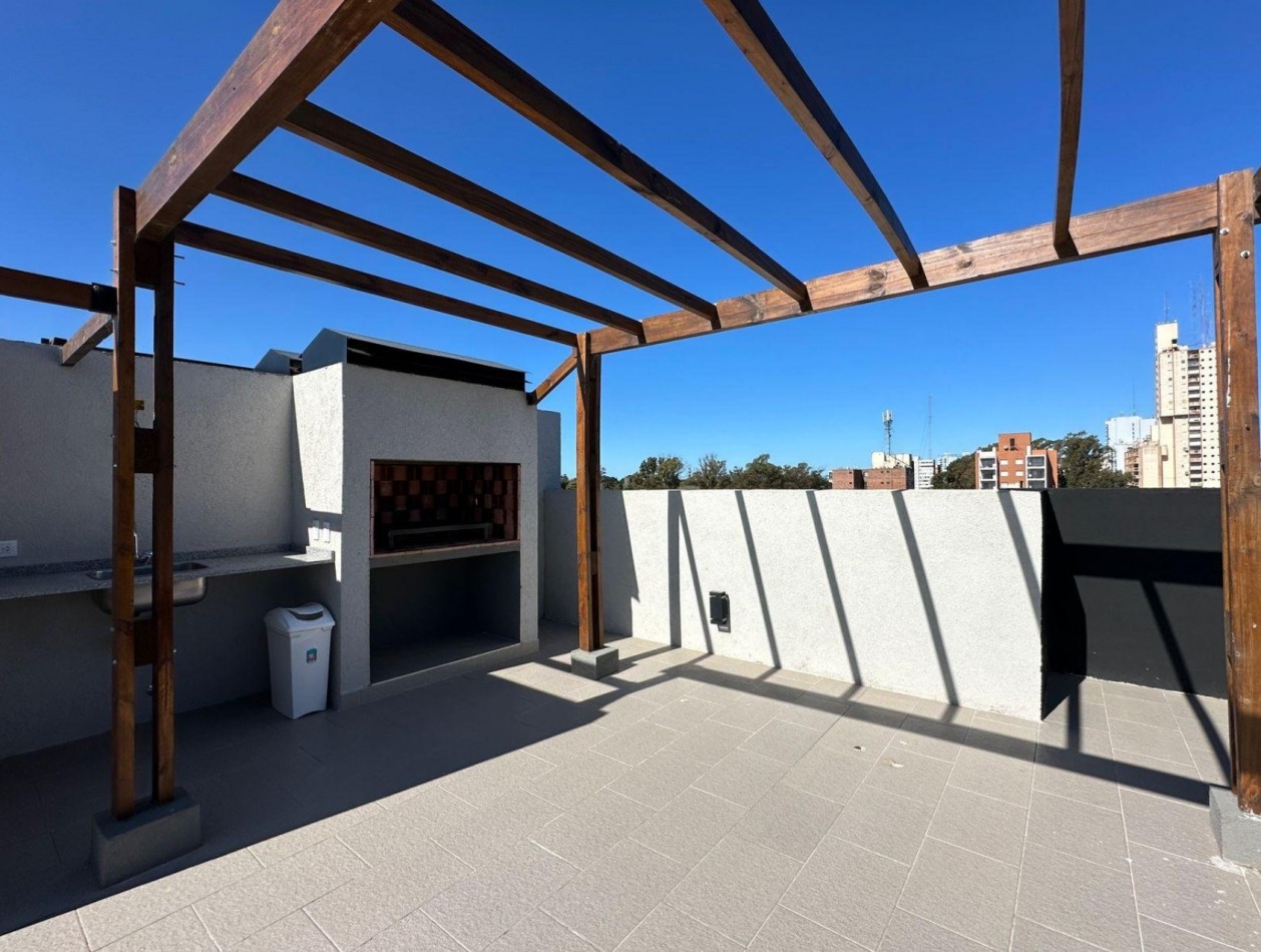 ALQUILER ANUAL 2 AMBIENTES - PINAMAR CENTRO 