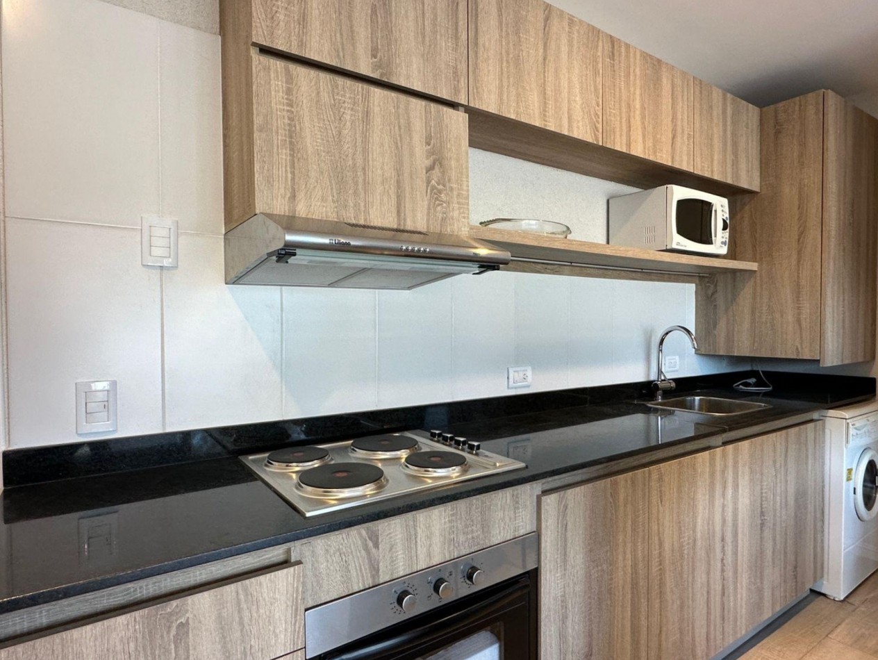 ALQUILER ANUAL 2 AMBIENTES - PINAMAR CENTRO 