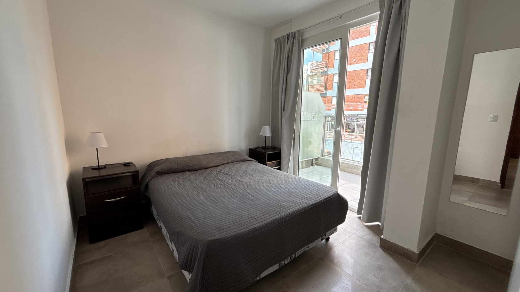 2 AMBIENTES - PINAMAR CENTRO - ALQUILER ANUAL 
