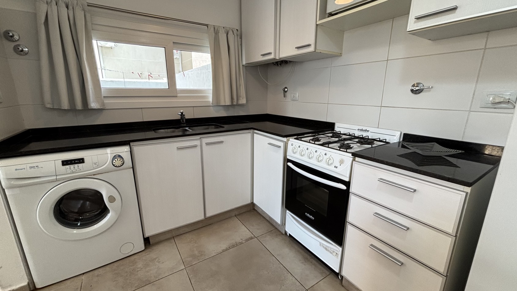 2 AMBIENTES - PINAMAR CENTRO - ALQUILER ANUAL 