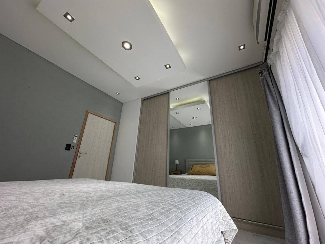 CASA EN COSTA ESMERALDA - 4 AMBIENTES - EN VENTA 