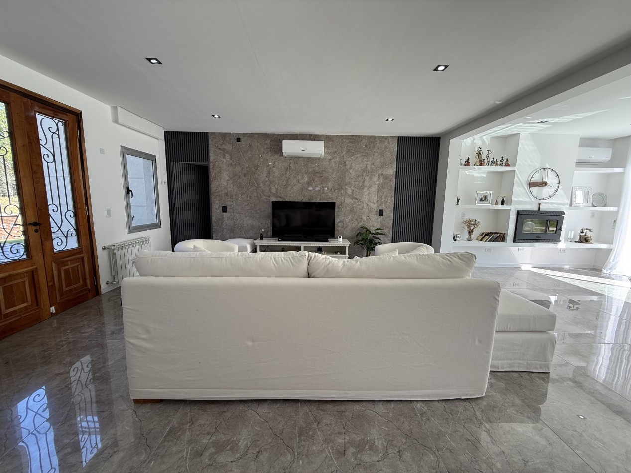 CASA 5 AMBIENTES - NORTHBEACH - EN VENTA 