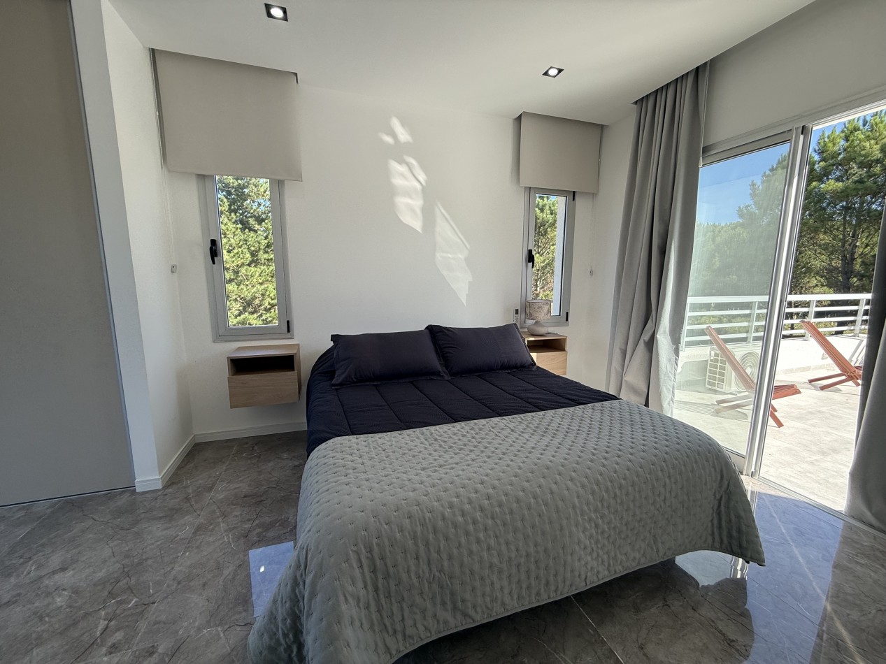 CASA 5 AMBIENTES - NORTHBEACH - EN VENTA 