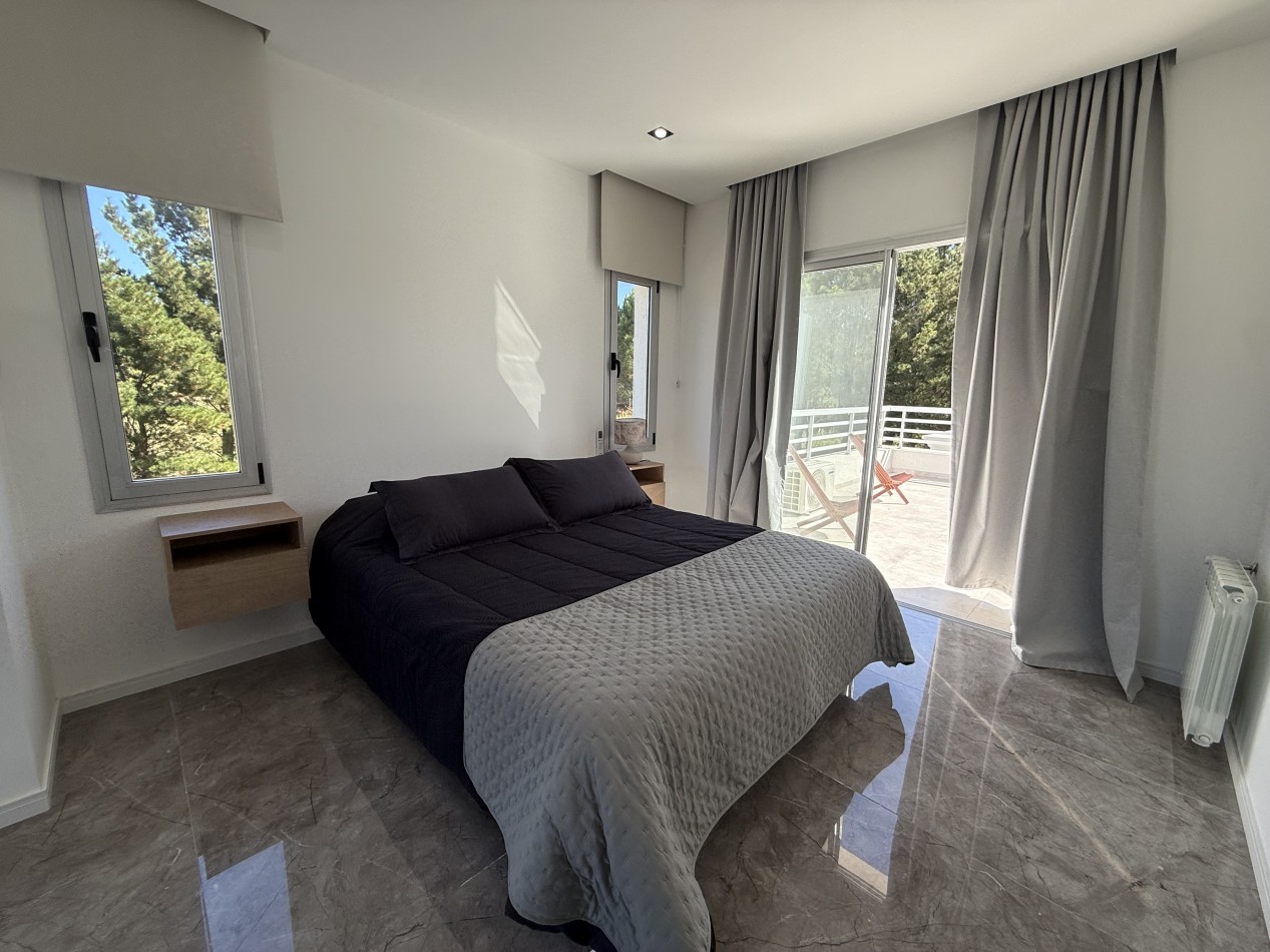 CASA 5 AMBIENTES - NORTHBEACH - EN VENTA 