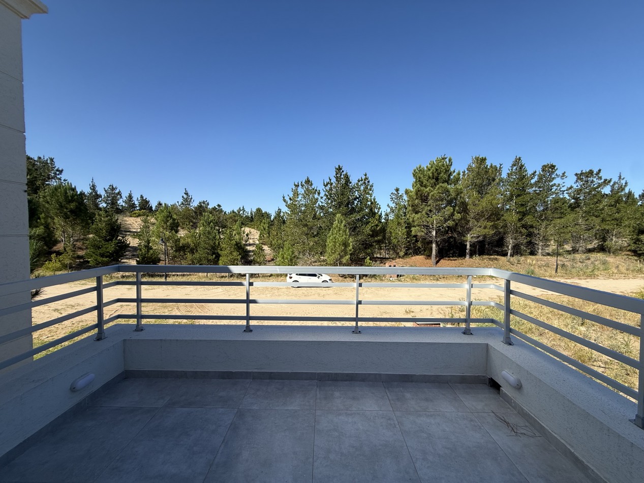 CASA 5 AMBIENTES - NORTHBEACH - EN VENTA 