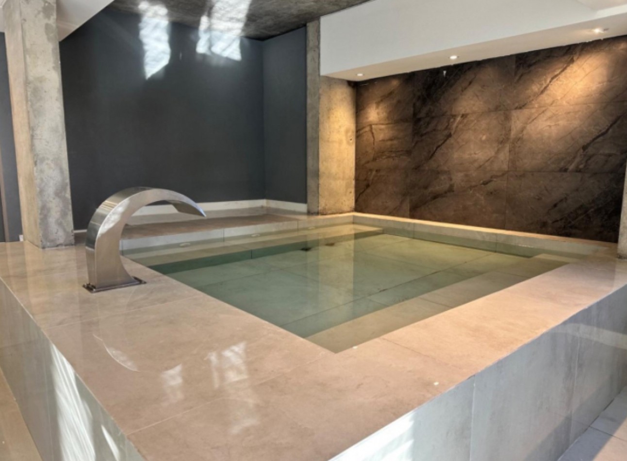 2 AMBIENTES - POSITIVE TOWER - EN VENTA - PINAMAR HOLLYWOOD