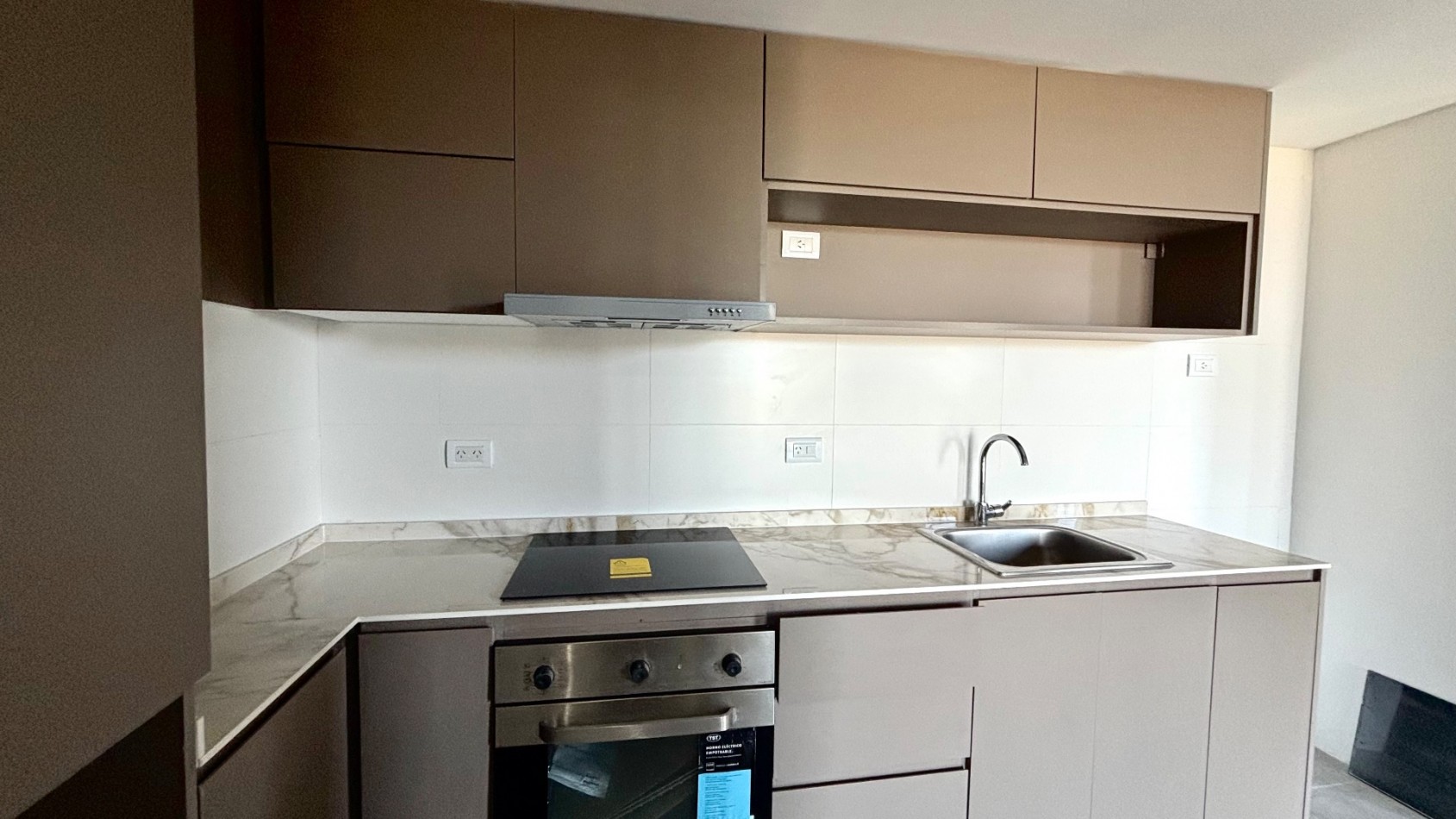 3 AMB - POSITIVE TOWER IV - A ESTRENAR - PINAMAR 