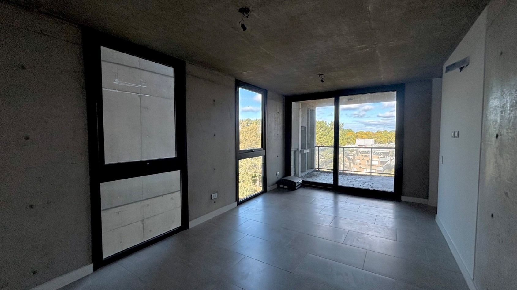 3 AMB - POSITIVE TOWER IV - A ESTRENAR - PINAMAR 