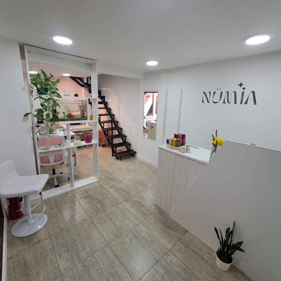 LOCAL CON RENTA ACTIVA - EN VENTA - PINAMAR CENTRO - EDIFICIO SAN SEBASTIAN 