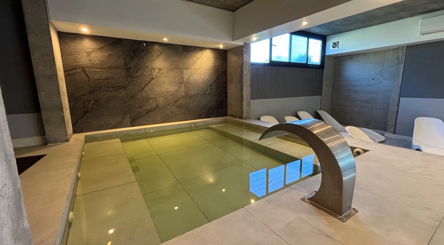 DEPARTAMENTO 2 AMBIENTES - ALQUILER DE VERANO - PINAMAR HOLLYWOOD