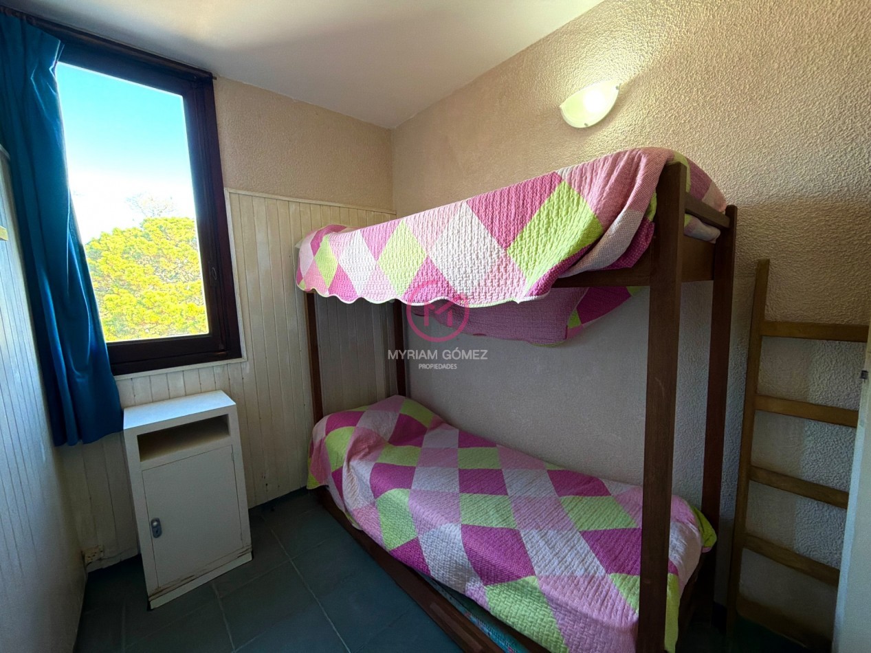 DUPLEX 3 AMBIENTES - CON GAS NATURAL Y COCHERA - PINAMAR CENTRO
