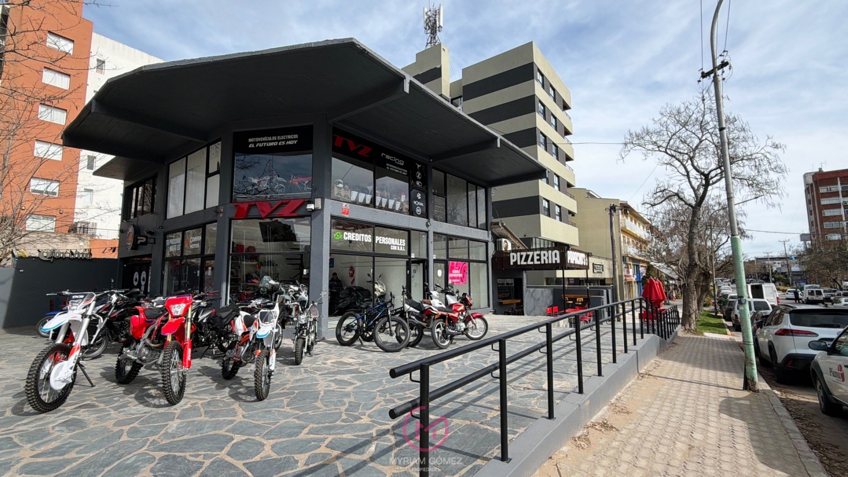 LOCAL COMERCIAL - AV. CONSTITUCION - PINAMAR 