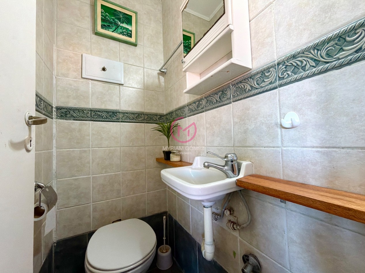 DUPLEX 3 AMBIENTES - CON GAS NATURAL Y COCHERA - PINAMAR CENTRO