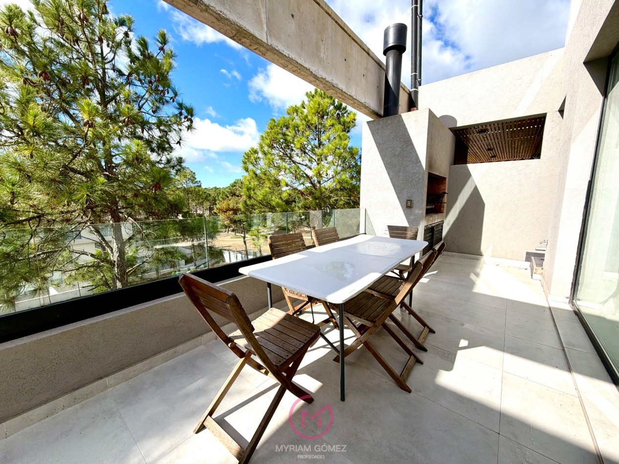 4 AMBIENTES CON AMENITIES Y COCHERA - EN PINAMAR NORTE 