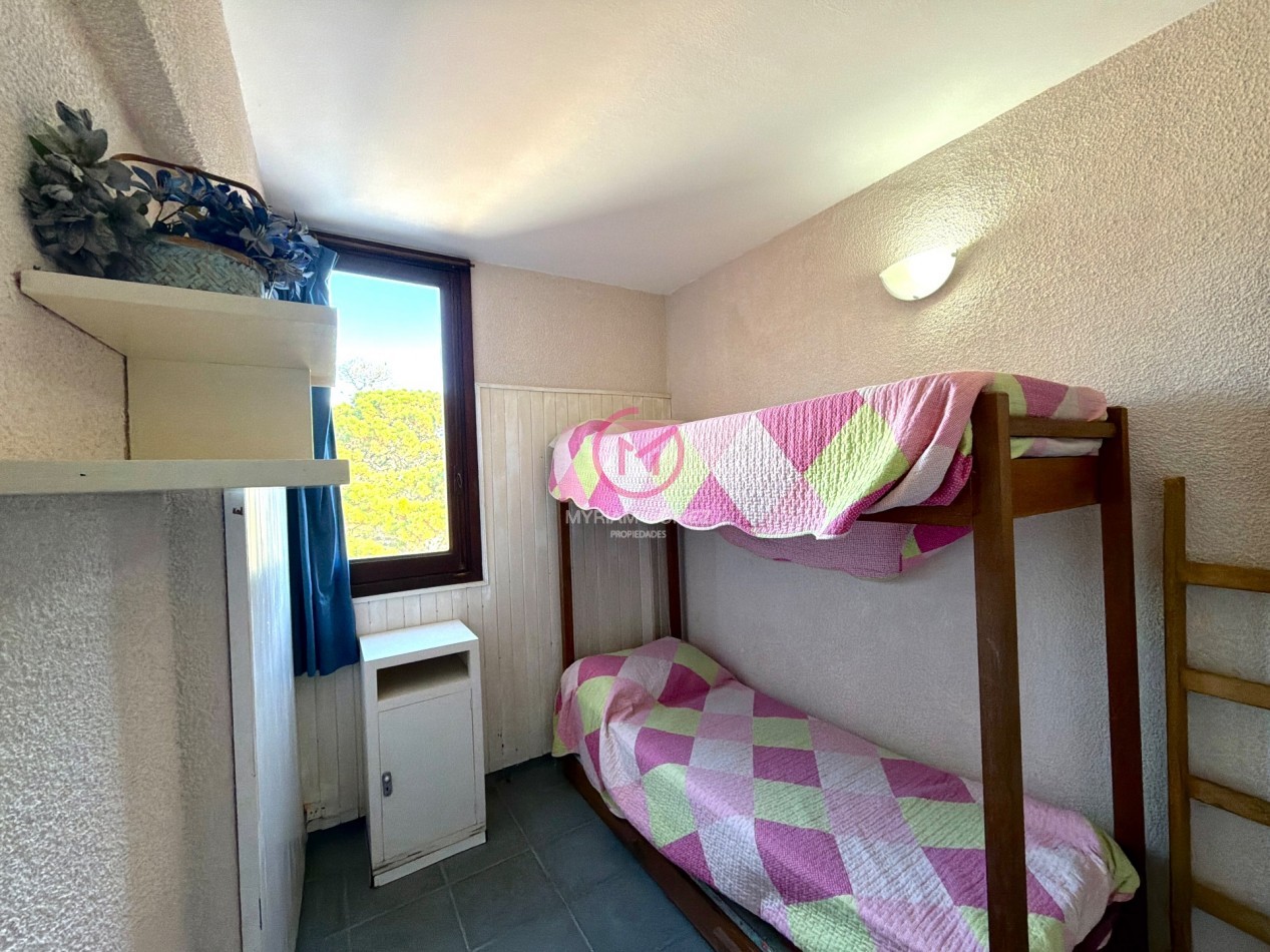 DUPLEX 3 AMBIENTES - CON GAS NATURAL Y COCHERA - PINAMAR CENTRO
