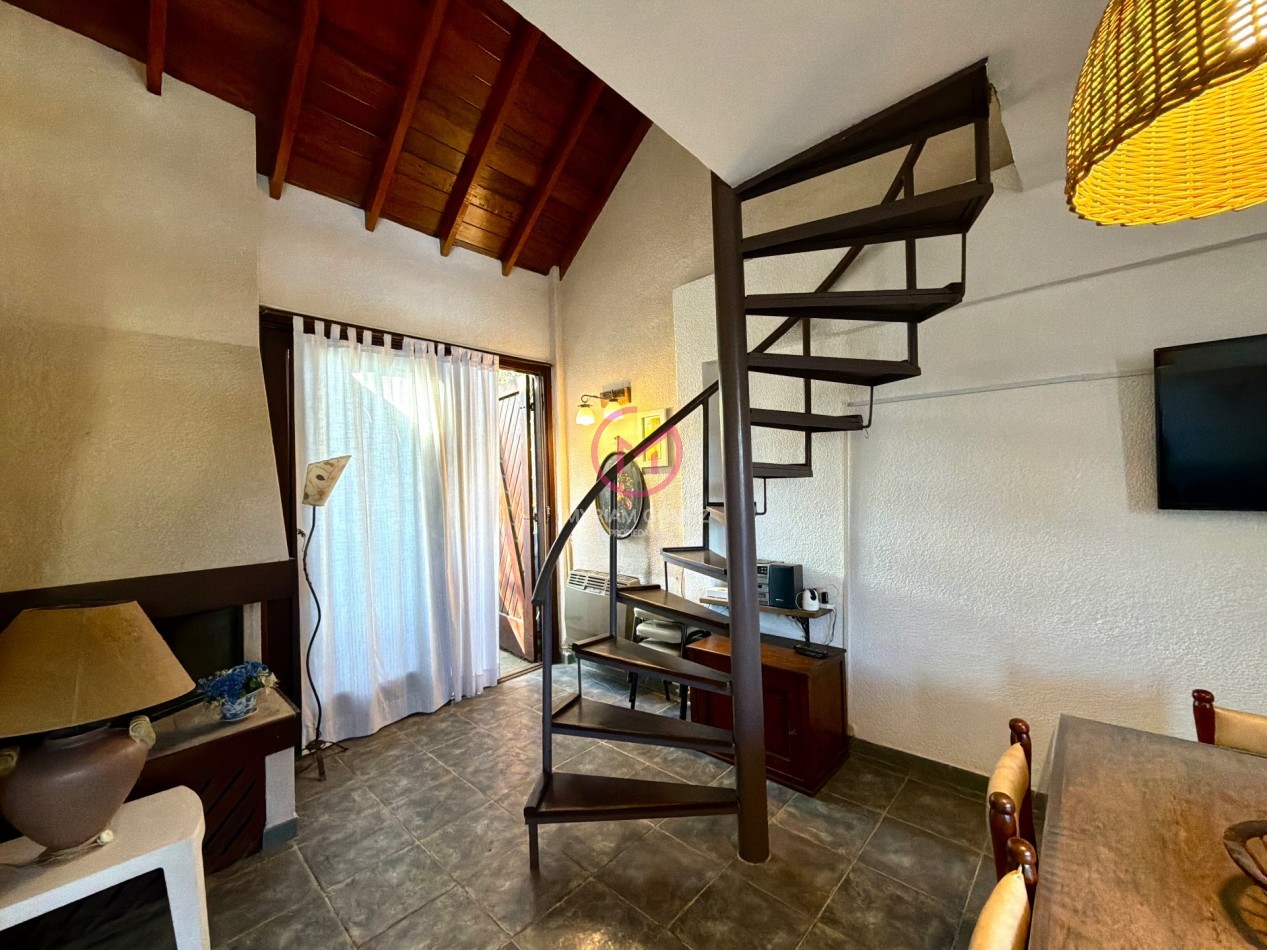 DUPLEX 3 AMBIENTES - CON GAS NATURAL Y COCHERA - PINAMAR CENTRO