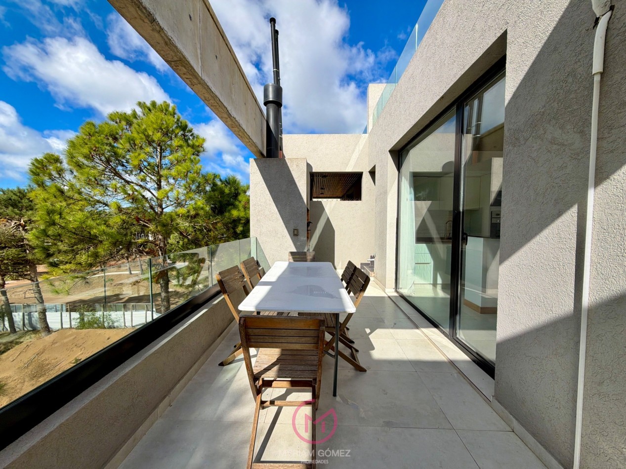 4 AMBIENTES CON AMENITIES Y COCHERA - EN PINAMAR NORTE 