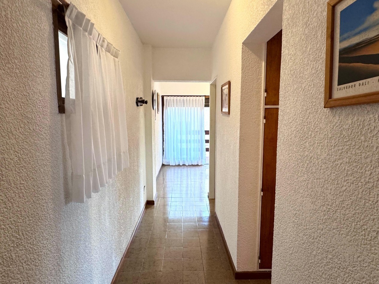 DEPARTAMENTO  2 AMBIENTES FRENTE AL MAR - ALQUILER ANUAL - PINAMAR