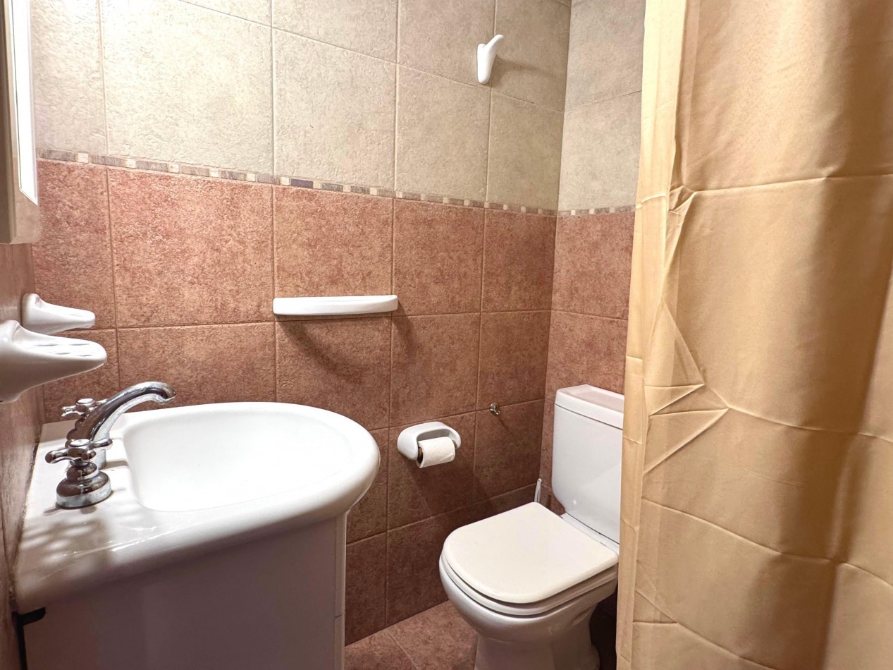 DEPARTAMENTO  2 AMBIENTES FRENTE AL MAR - ALQUILER ANUAL - PINAMAR