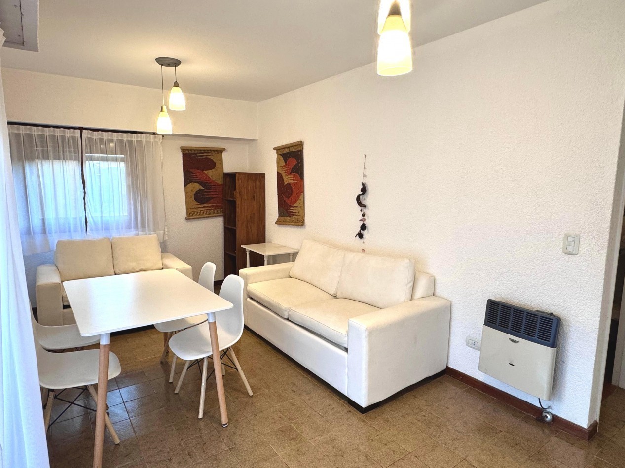 DEPARTAMENTO  2 AMBIENTES FRENTE AL MAR - ALQUILER ANUAL - PINAMAR