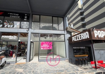 LOCAL COMERCIAL - AV. CONSTITUCION - PINAMAR 